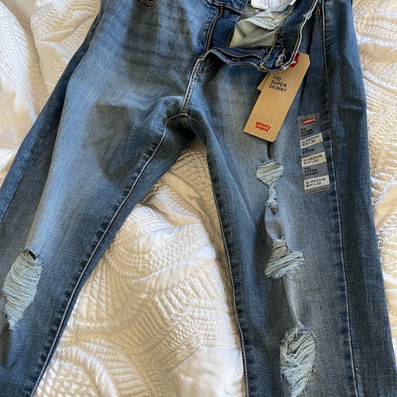 Levi’s women’s 710 super skinny de stressed size 12m - Picture 2 of 3